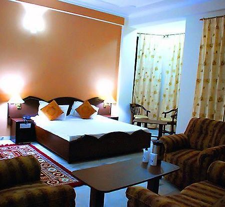 Imperial Heights Resort Dharamshala Habitación foto